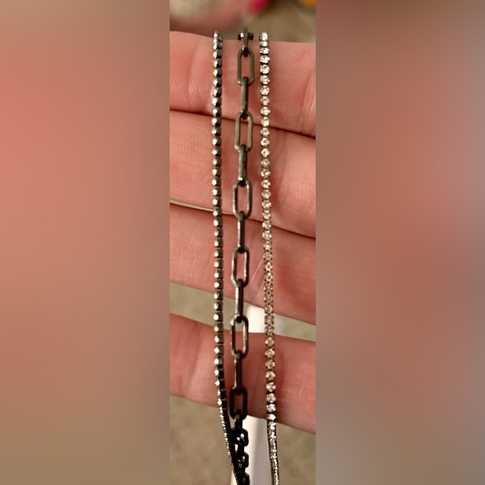 Express 3 layer paperclip chain necklace with rinestones 🦄🦄🦄 - Picture 3 of 5